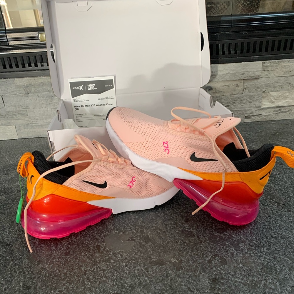 Ladies Nike air Max shoes
